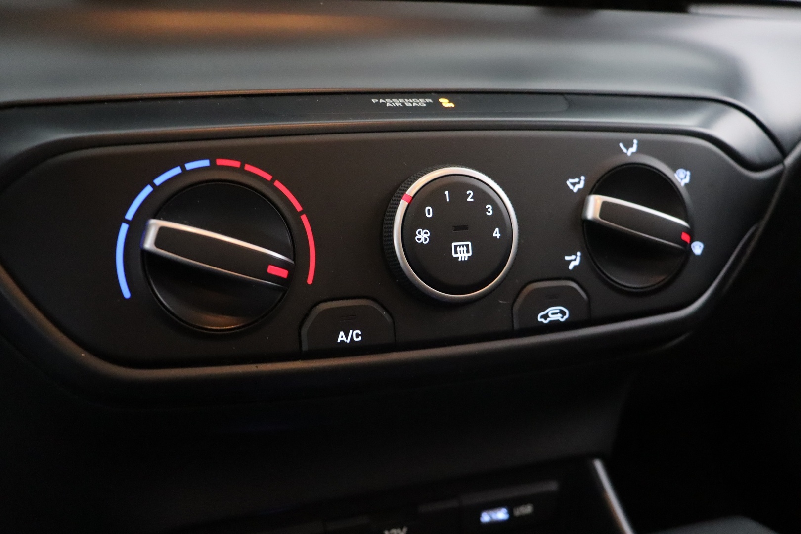 HYUNDAI i20 Hatchback 2021