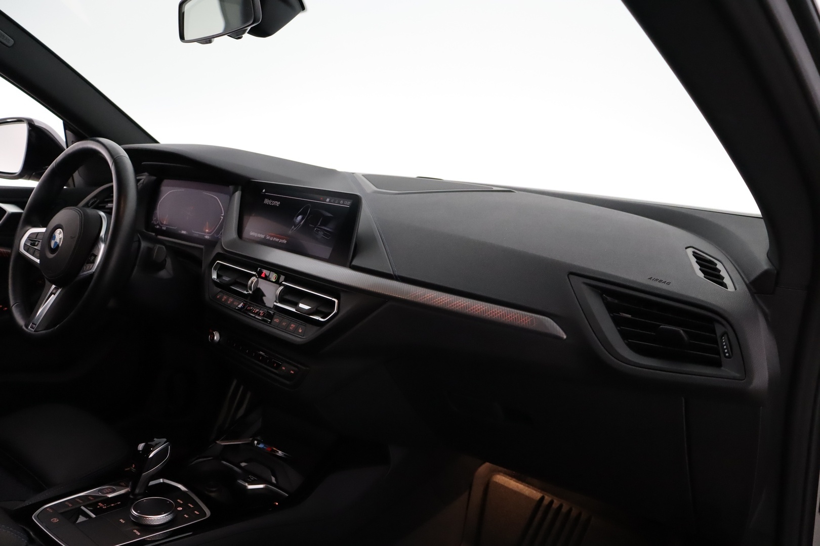BMW 218 2024