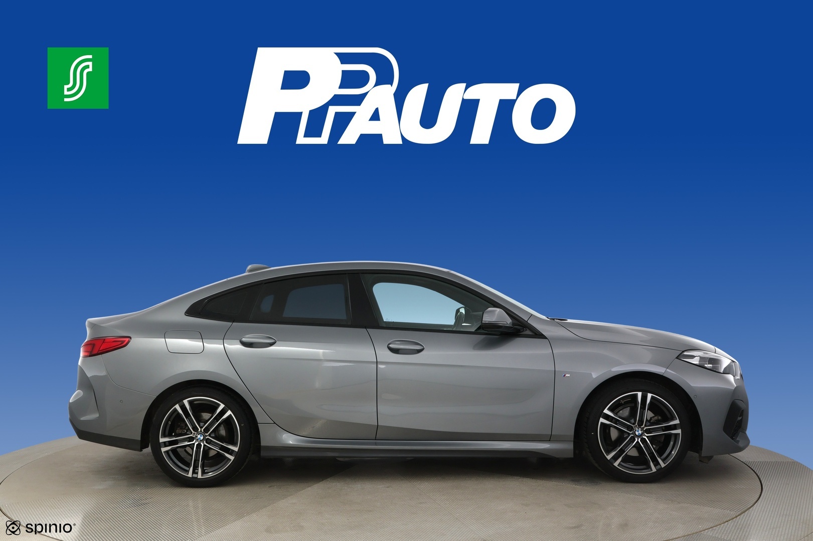 BMW 218 2024