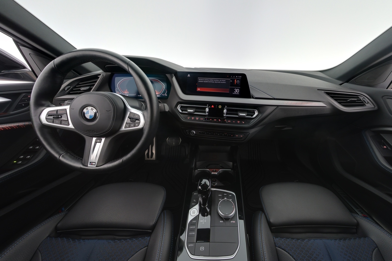 BMW 218 2024