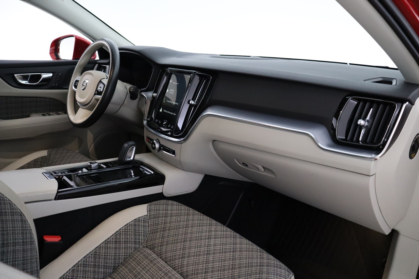 VOLVO V60 2020