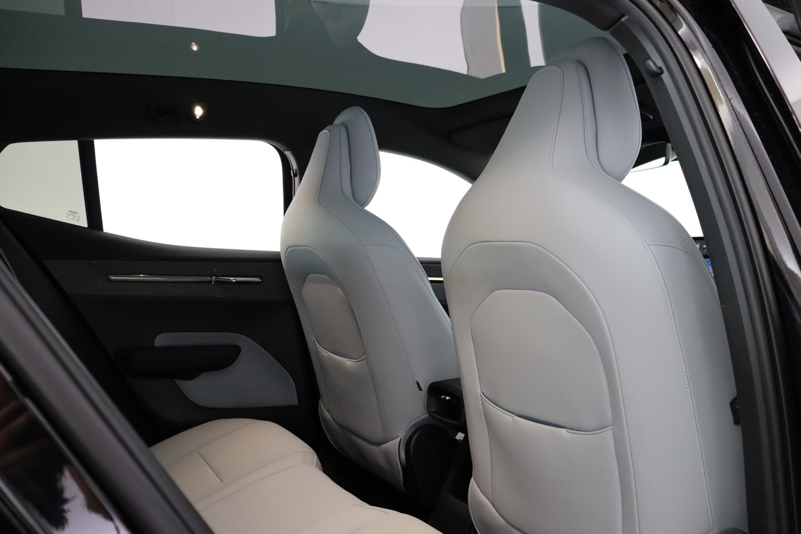 VOLVO EX30 2024