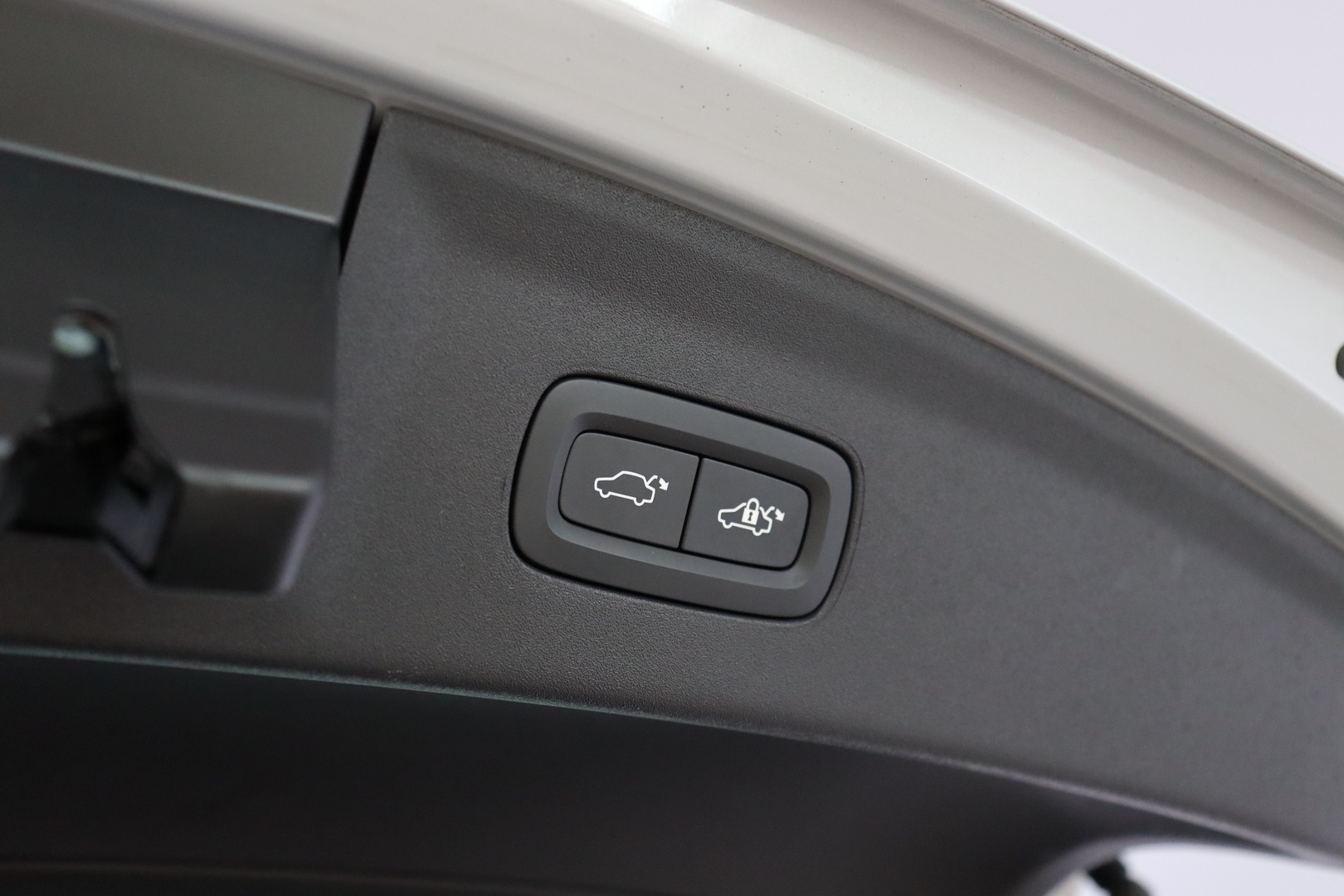 POLESTAR 2 2024