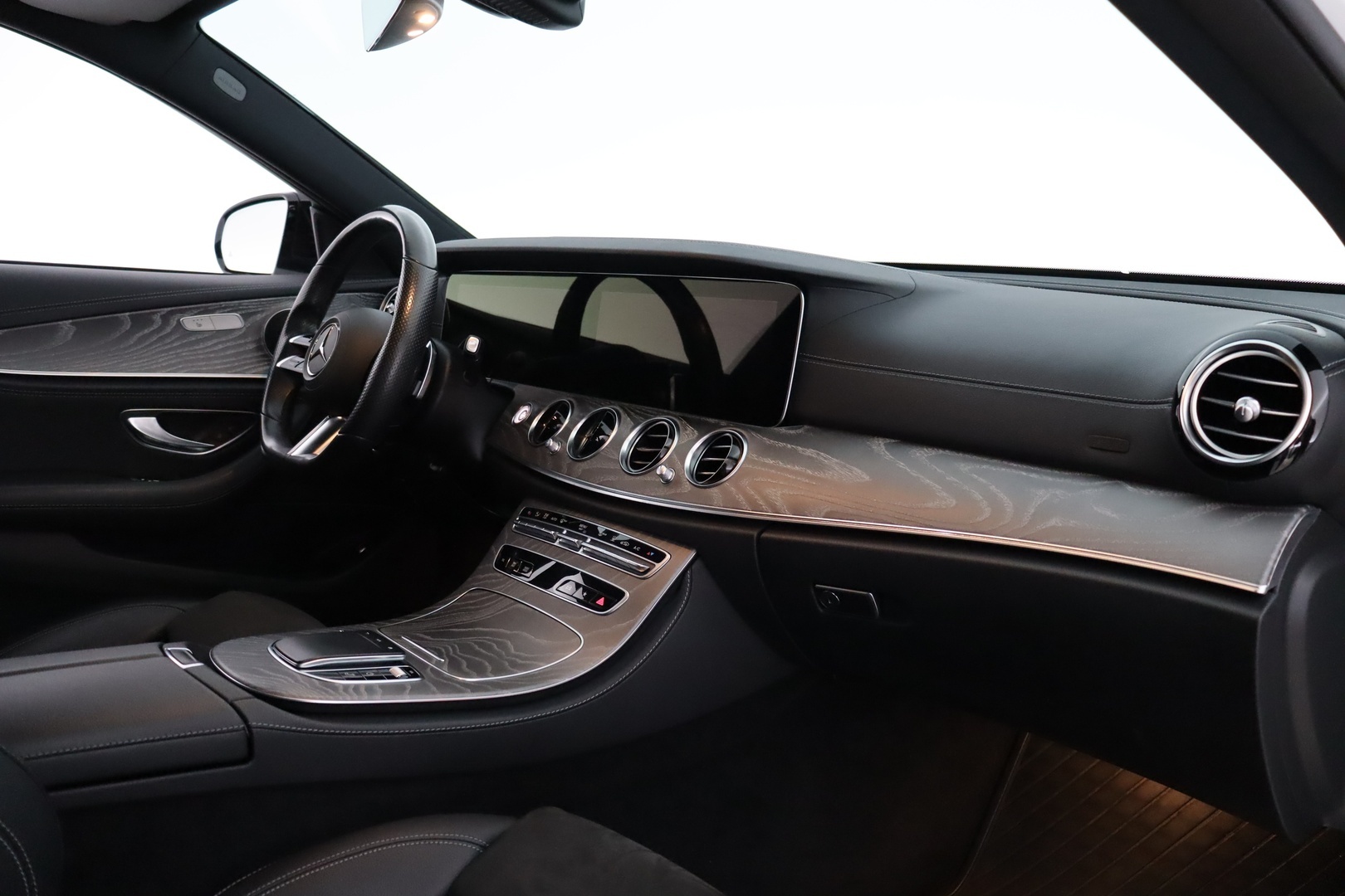 MERCEDES-BENZ E 2021