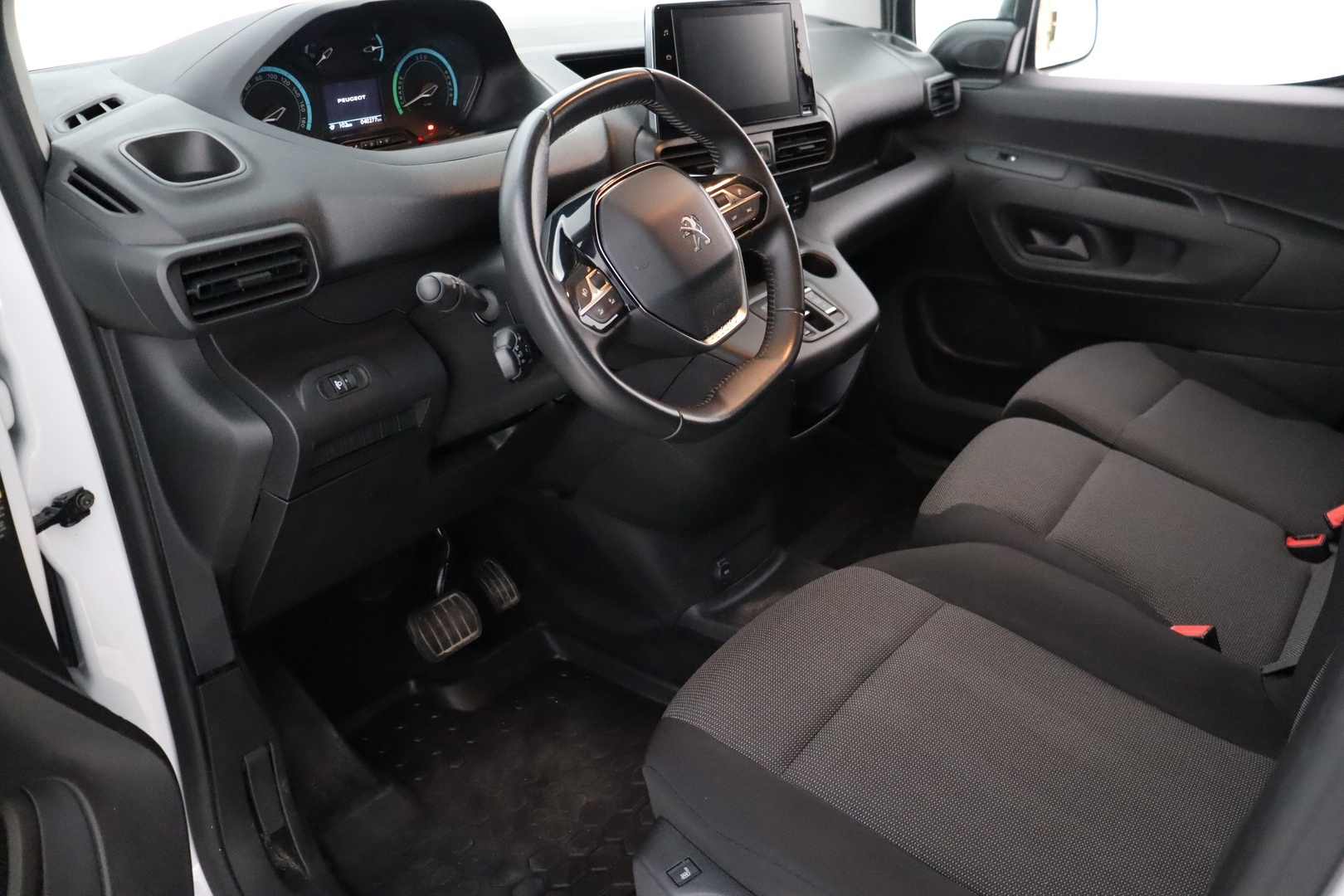 PEUGEOT e-Partner 2023