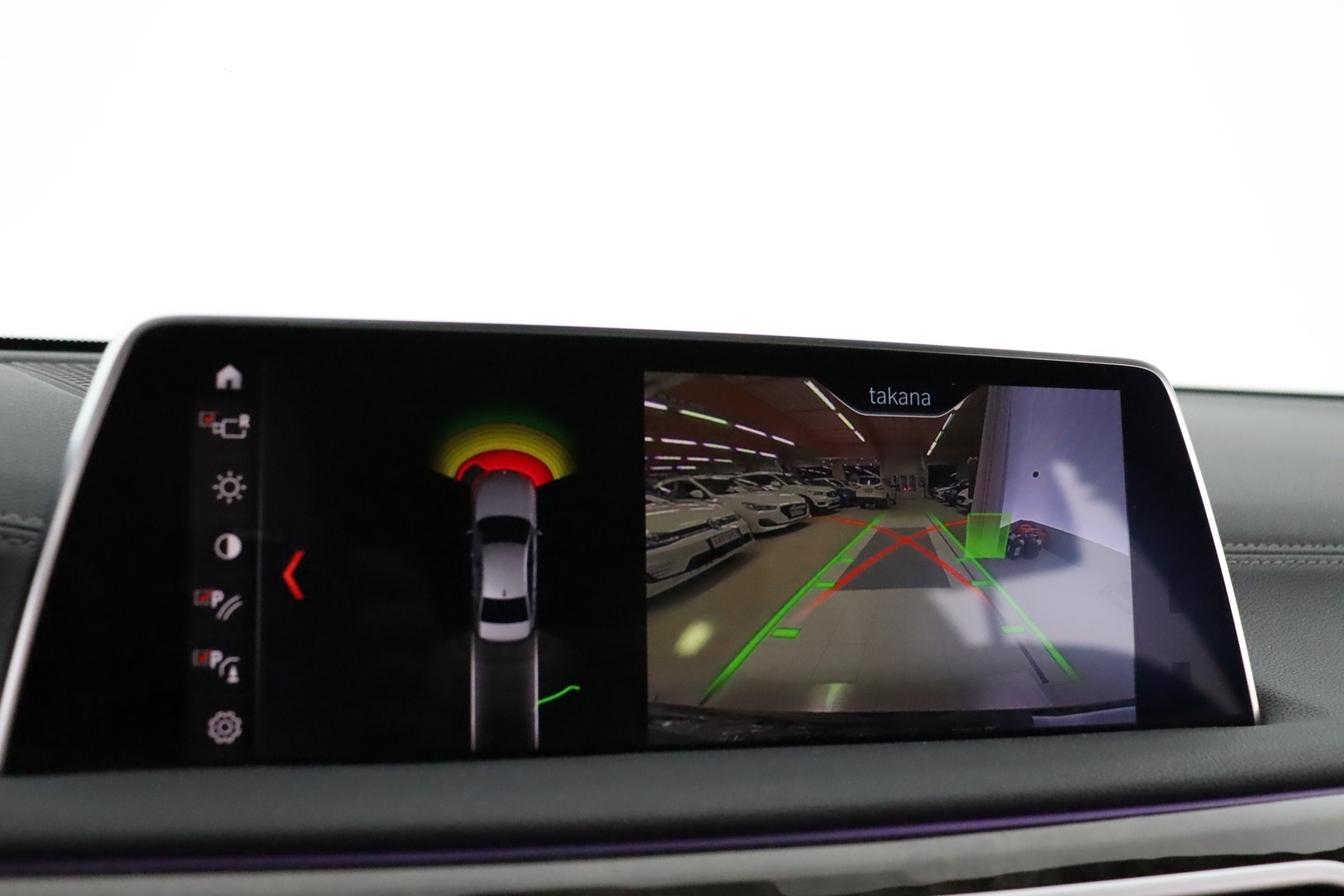 BMW 740 2019