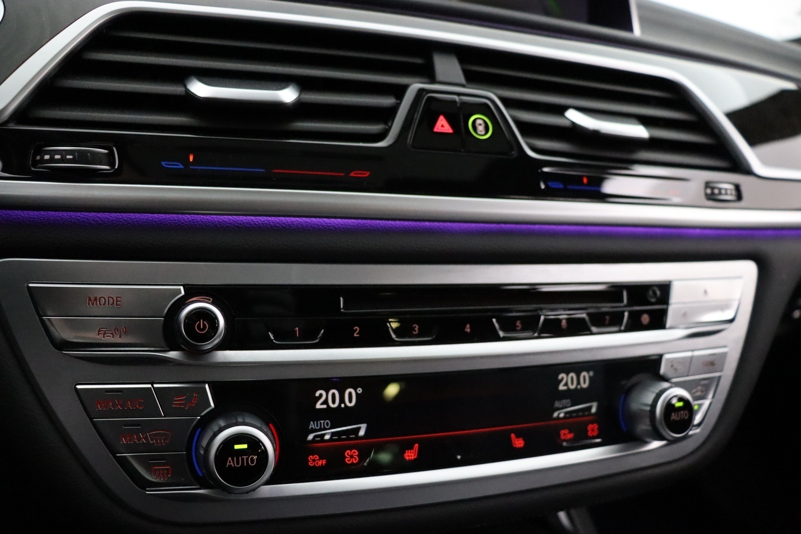 BMW 740 2019