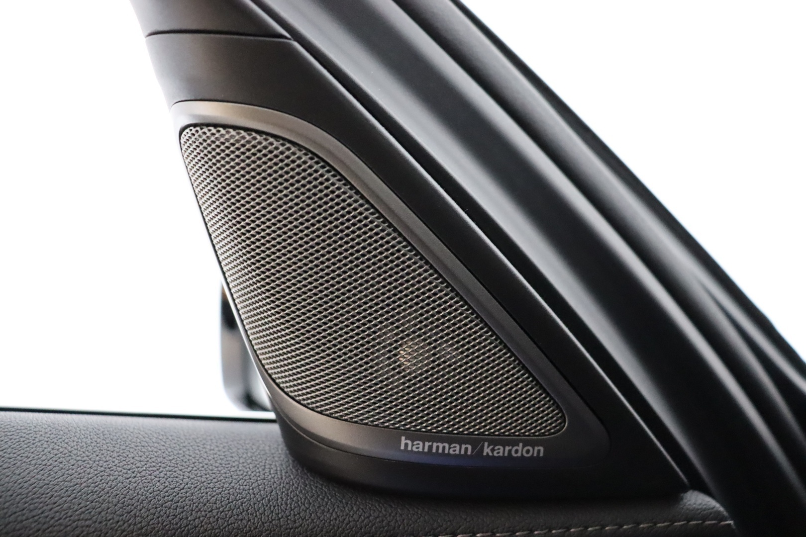 BMW 740 2019