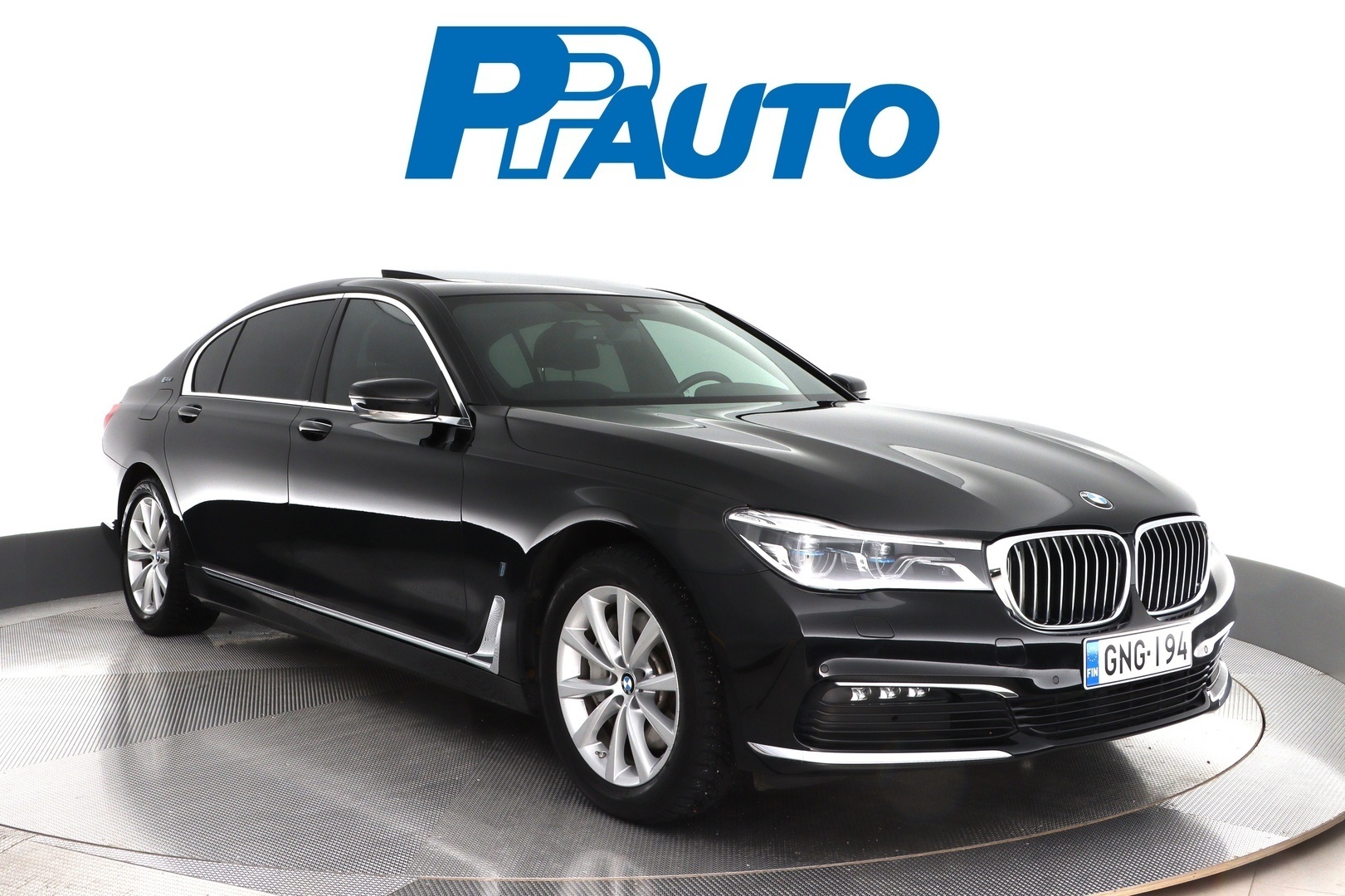 BMW 740 2019