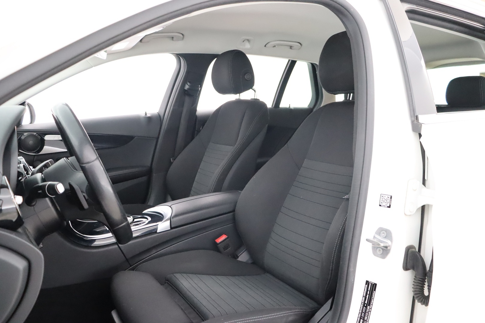 MERCEDES-BENZ C 2020