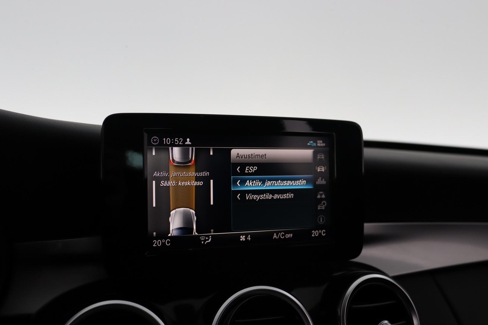 MERCEDES-BENZ C 2020