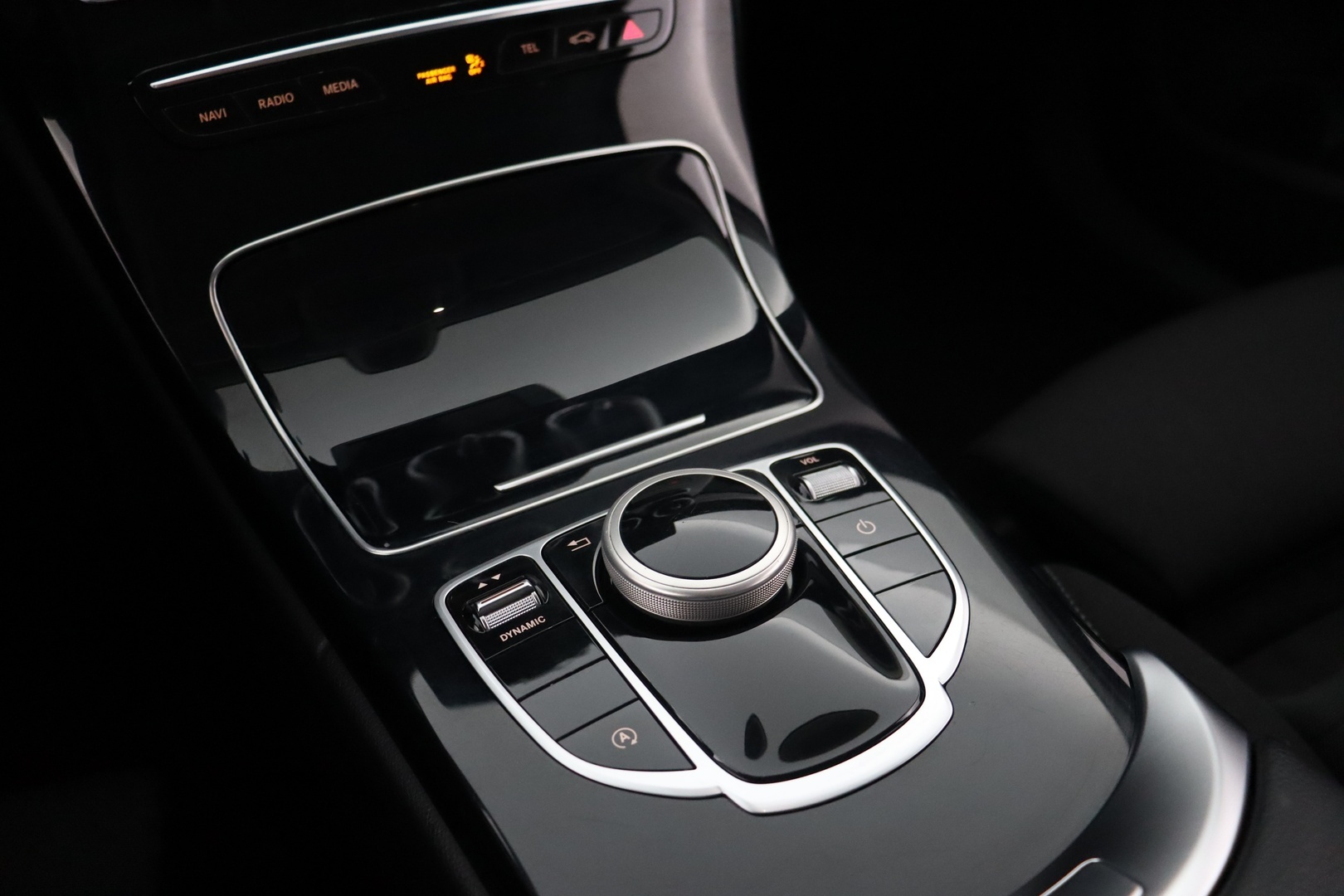 MERCEDES-BENZ C 2020