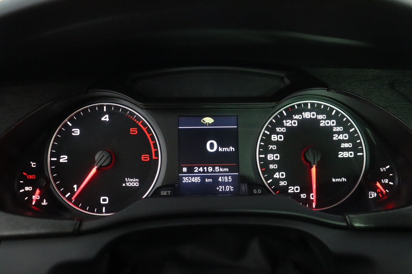 AUDI A4 2008