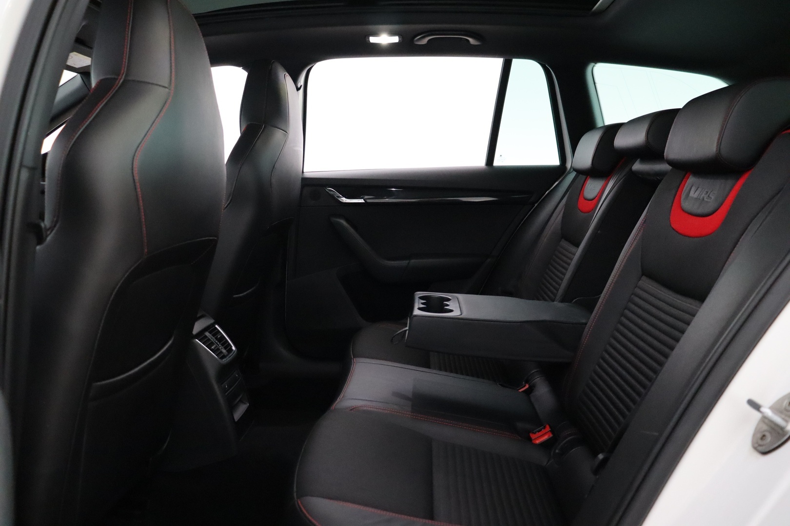 SKODA Octavia 2015