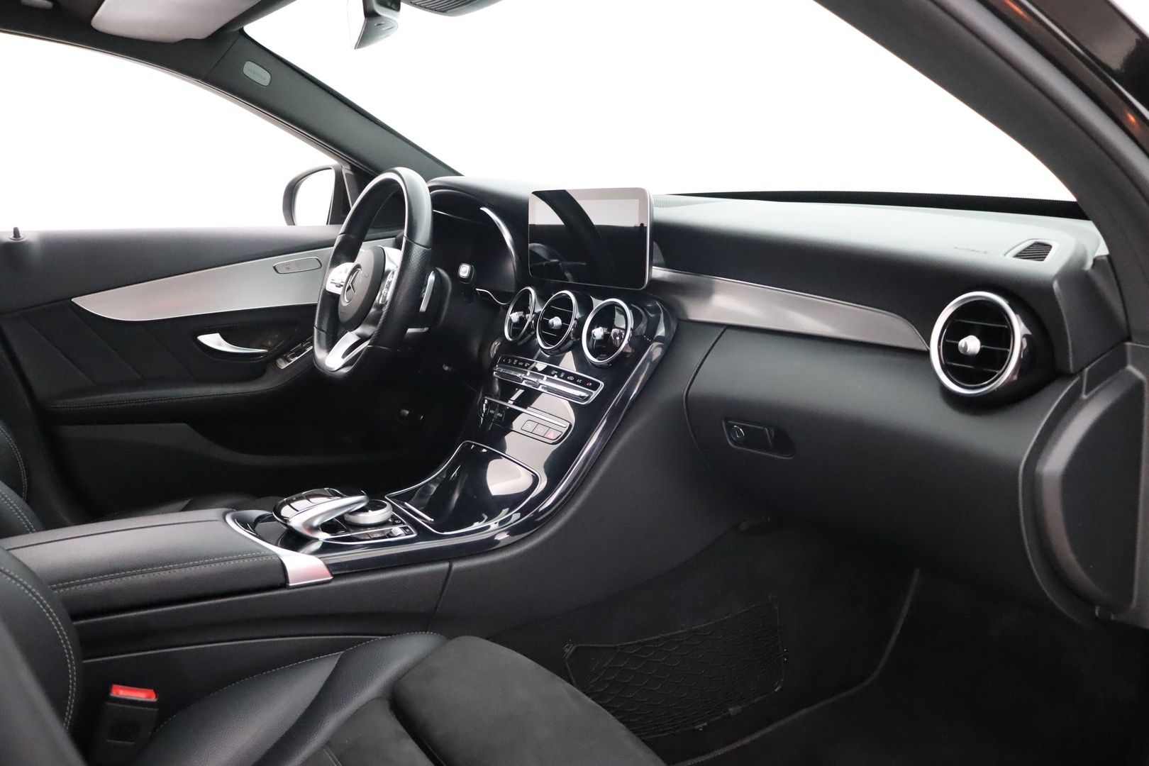 MERCEDES-BENZ C 2020