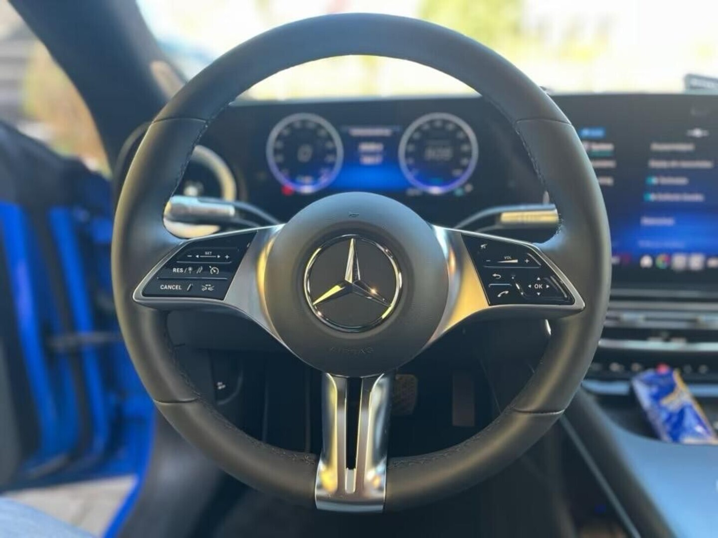 MERCEDES-BENZ CLA 2025