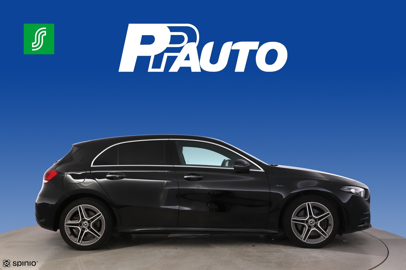 MERCEDES-BENZ A 2020