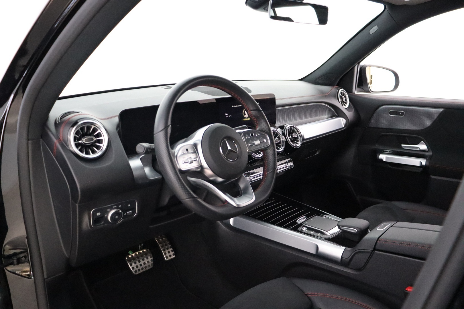 MERCEDES-BENZ EQB 2022