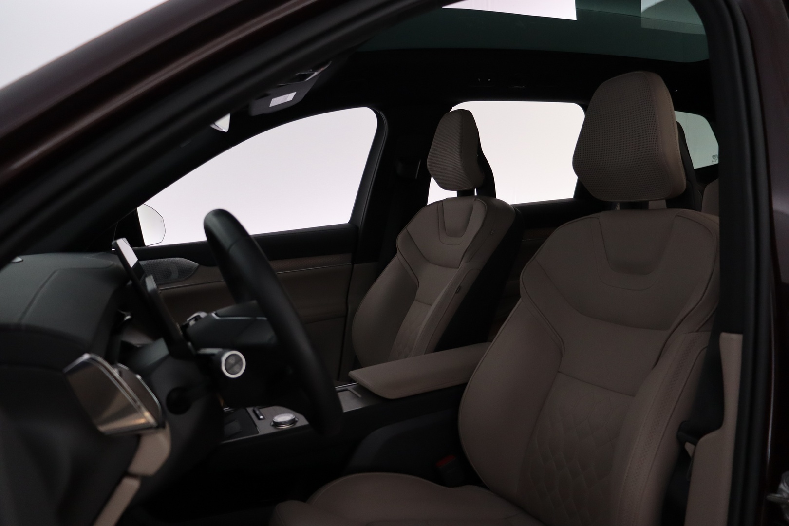 VOLVO EX90 2025