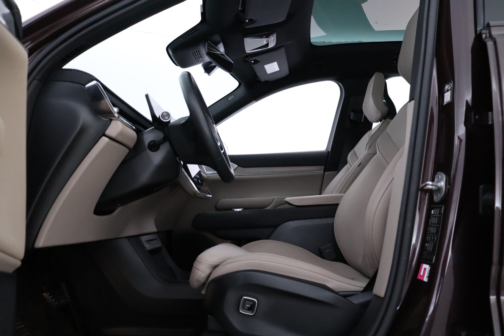 VOLVO EX90 2025