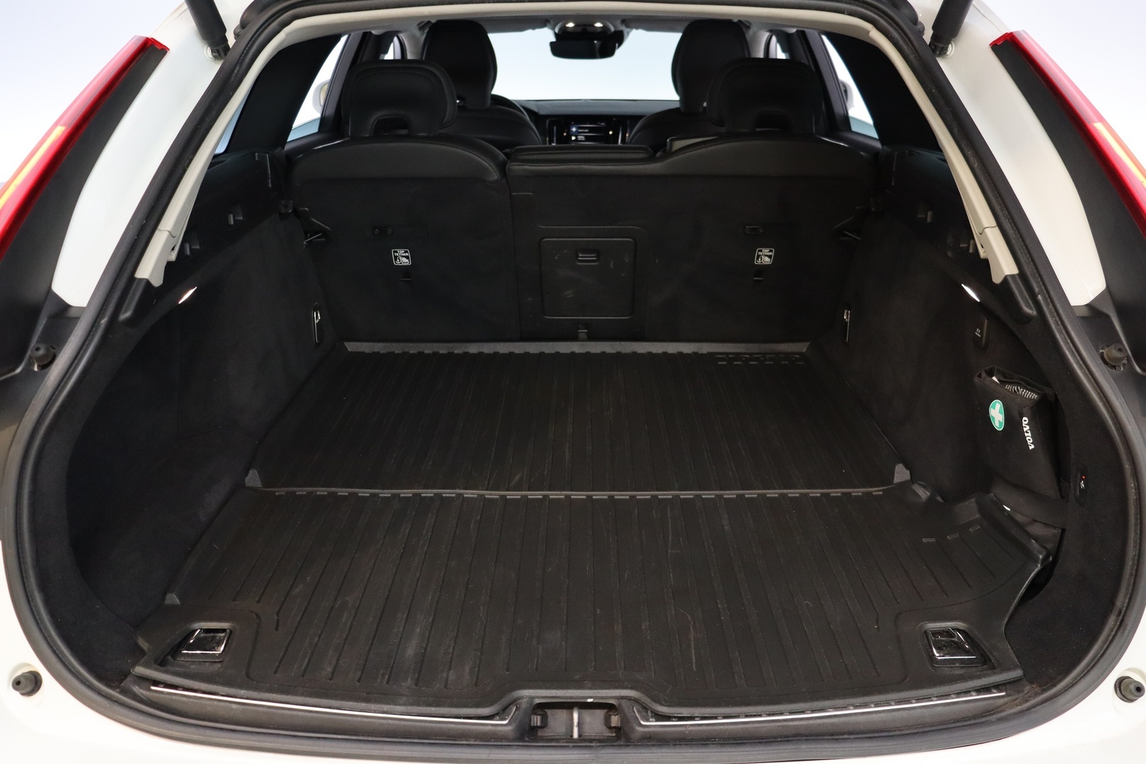 VOLVO V90 Cross Country 2020