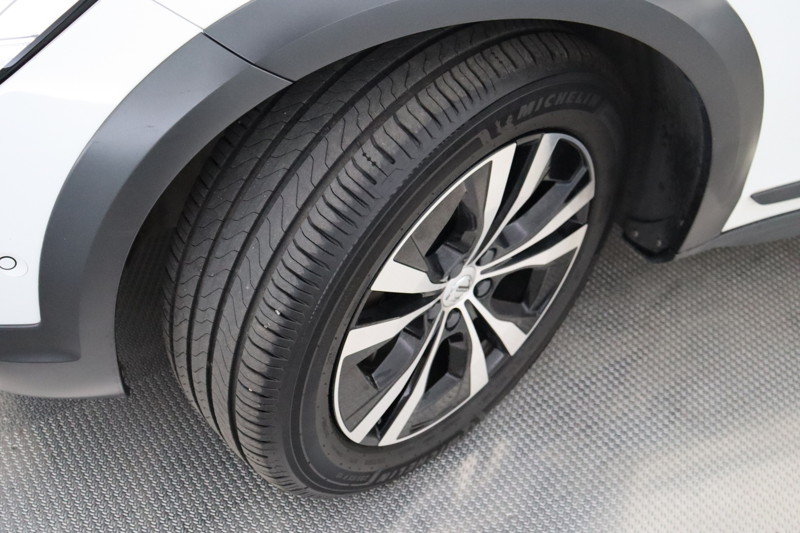 VOLVO V90 Cross Country 2020