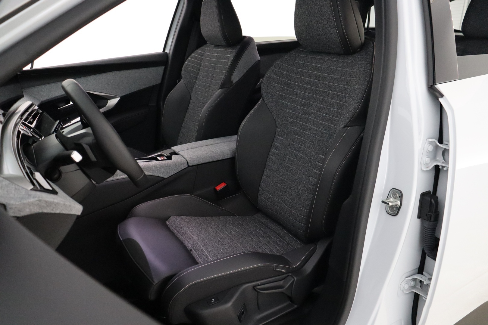 PEUGEOT 5008 2026
