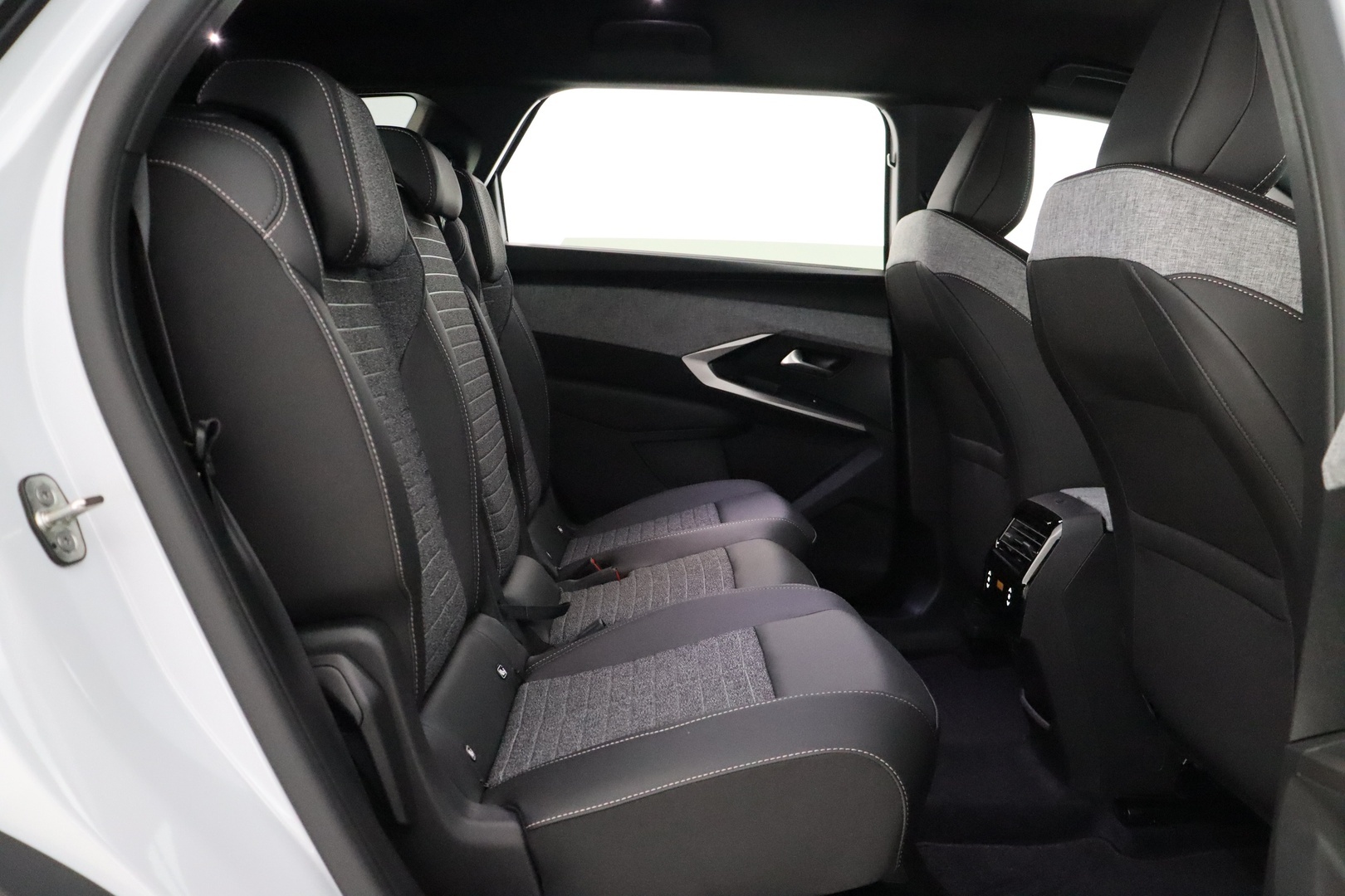 PEUGEOT 5008 2026
