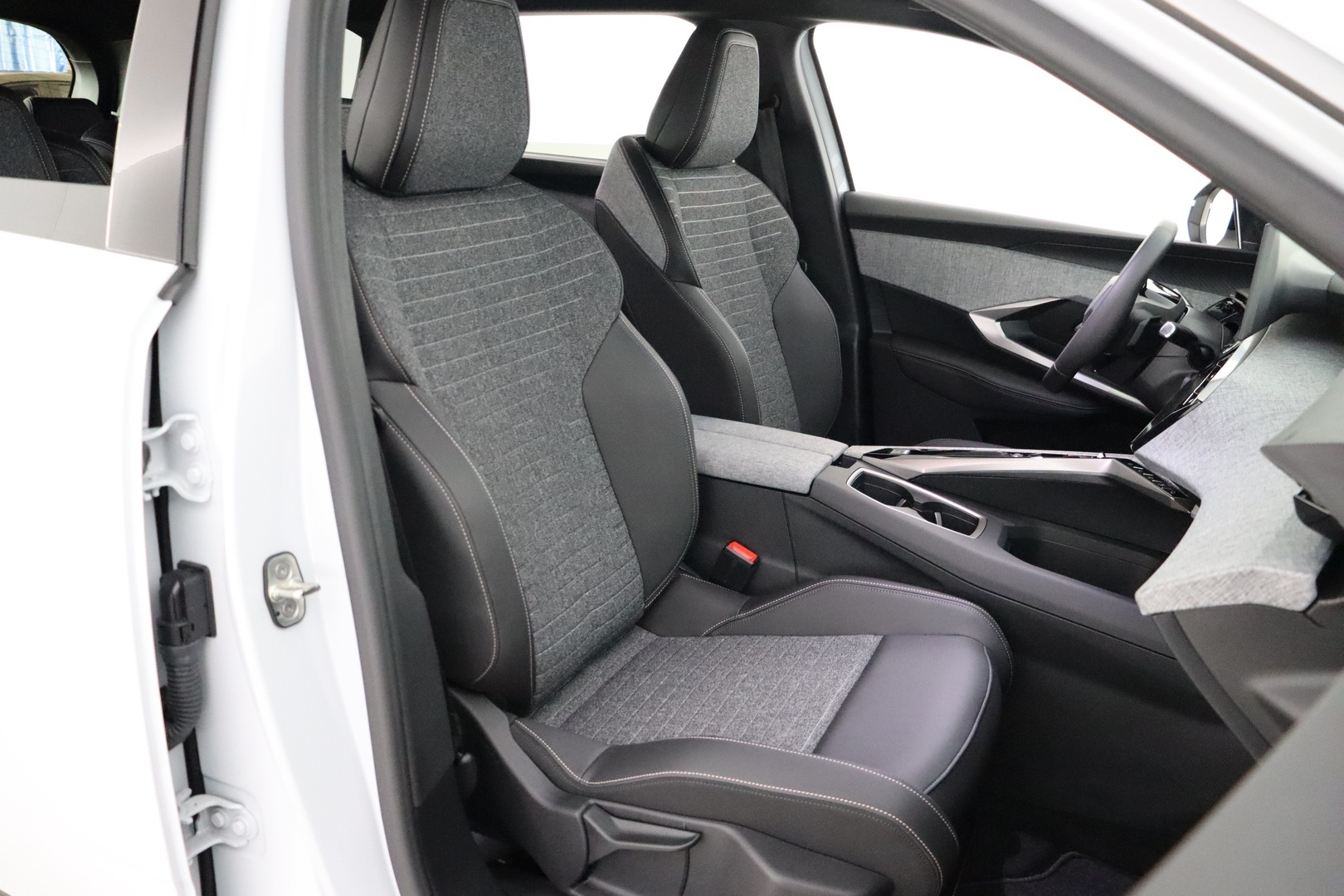 PEUGEOT 5008 2026