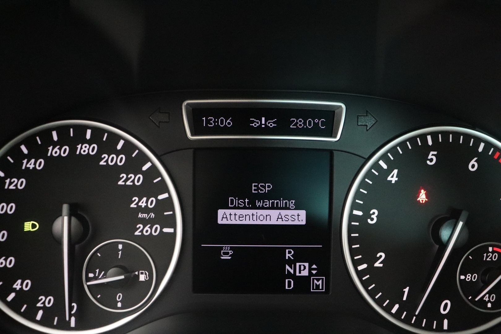MERCEDES-BENZ B 2012