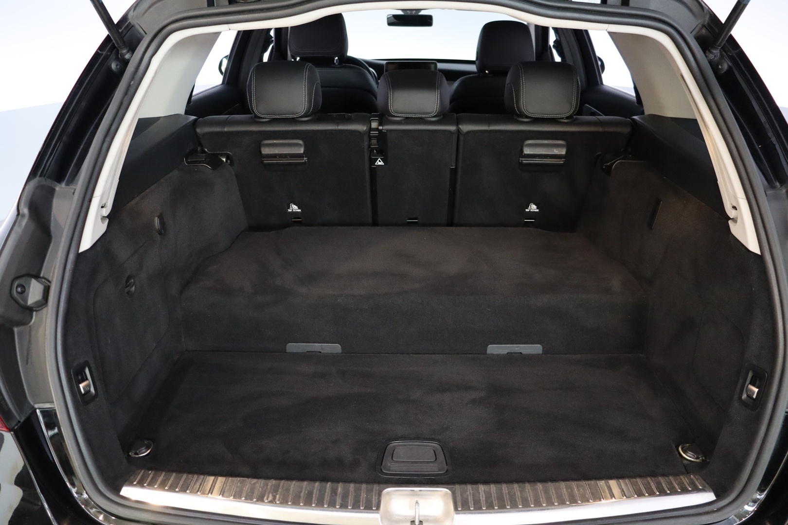 MERCEDES-BENZ C 2020