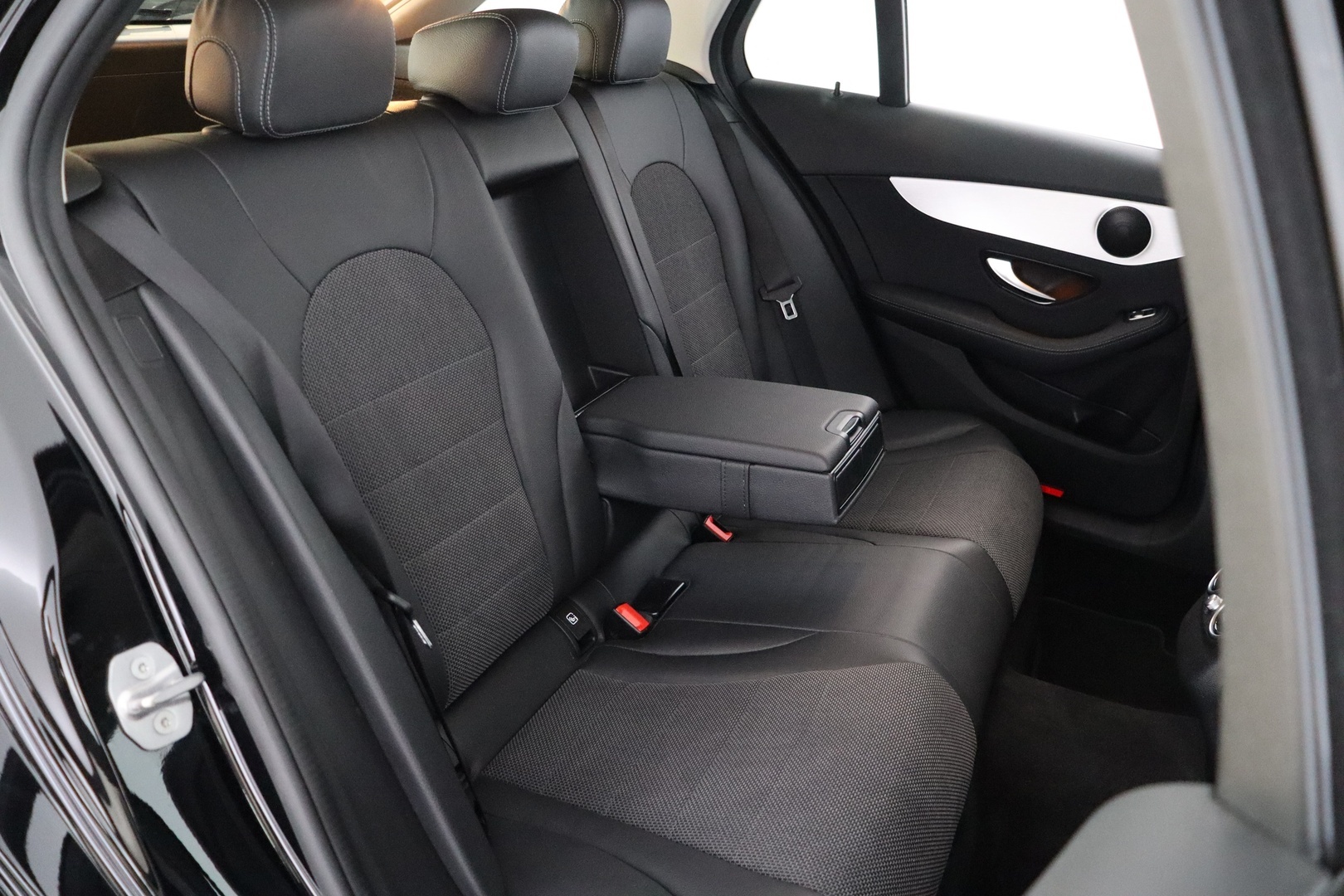 MERCEDES-BENZ C 2020