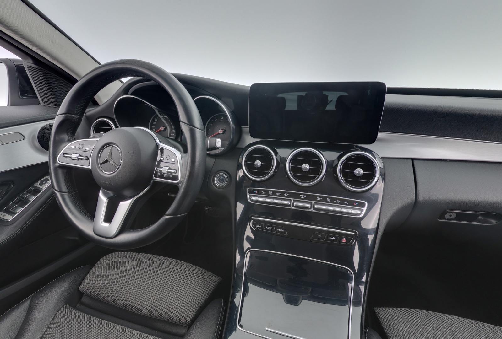 MERCEDES-BENZ C 2020