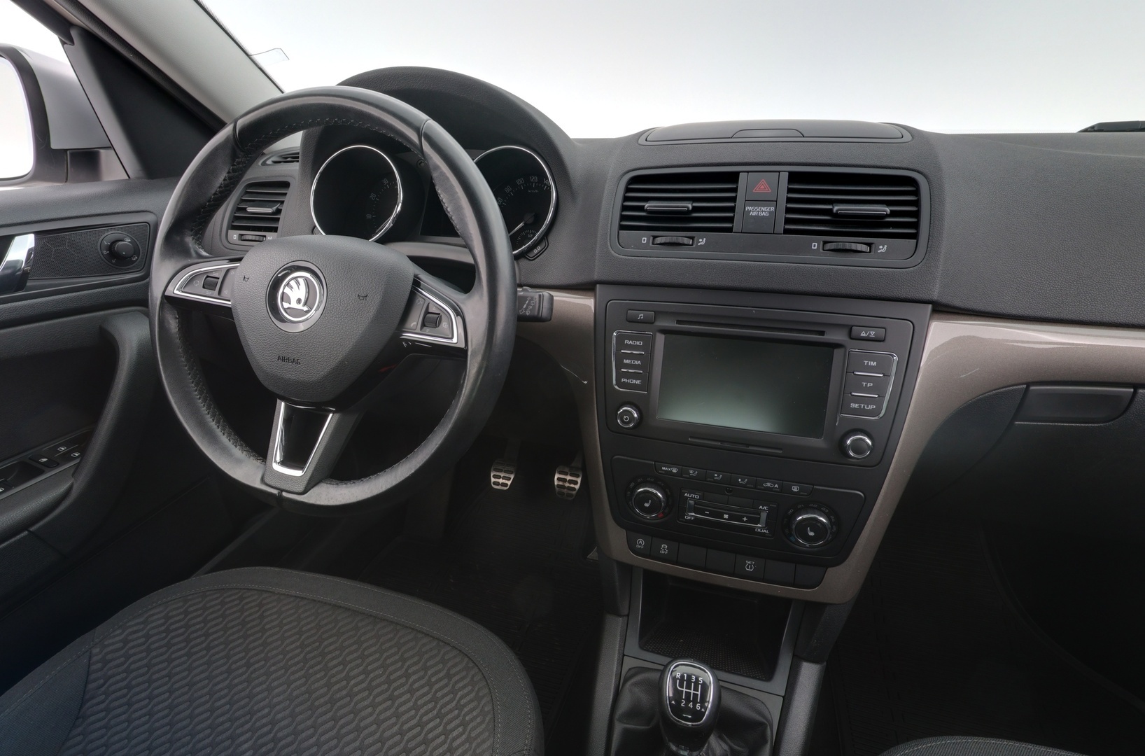 SKODA Yeti 2014