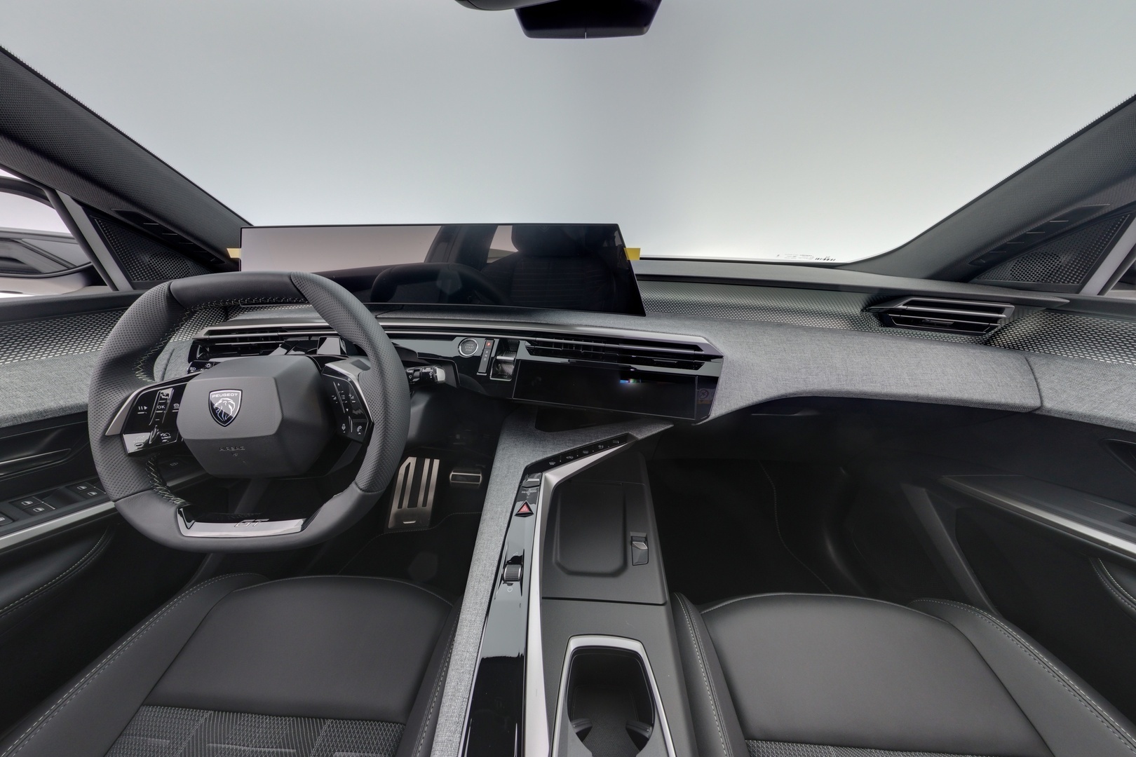 PEUGEOT E-3008 2026