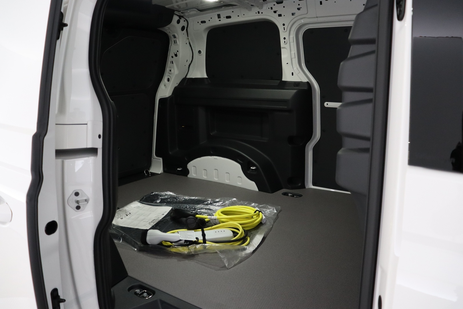 VOLKSWAGEN ID. BUZZ CARGO 2026