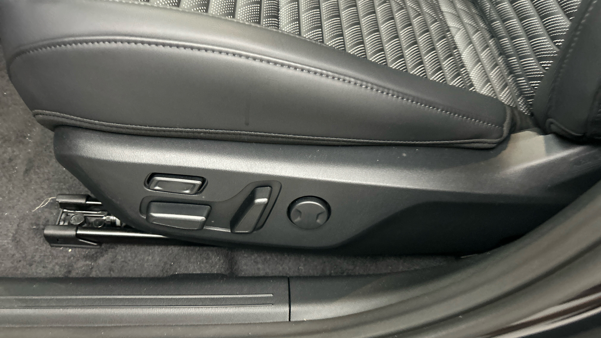 KIA EV4 2026