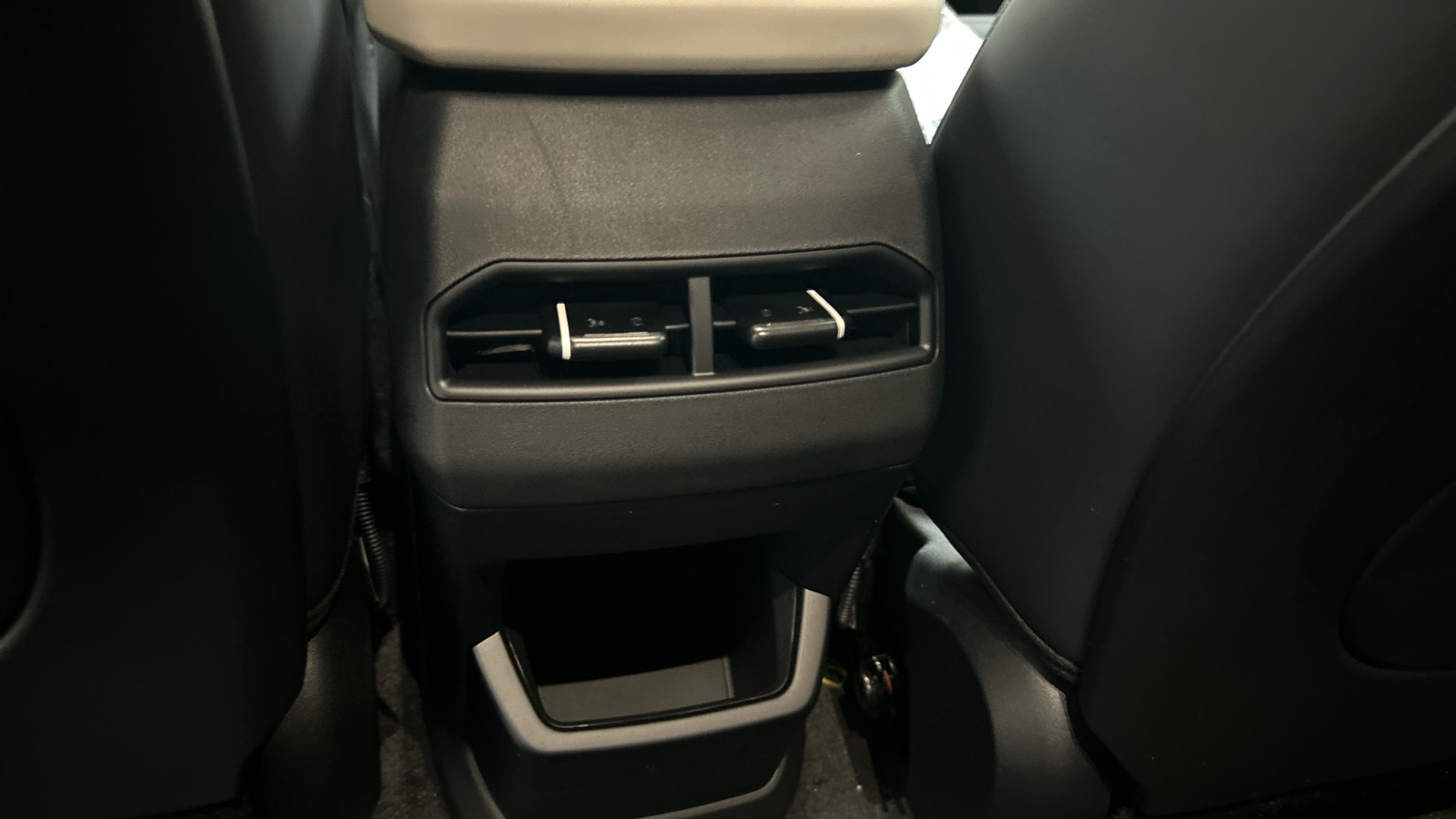KIA EV4 2026