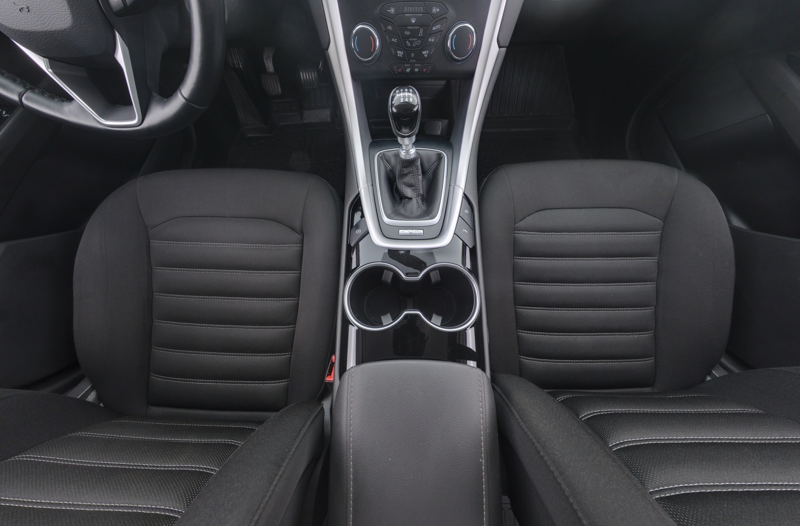 FORD Mondeo 2015