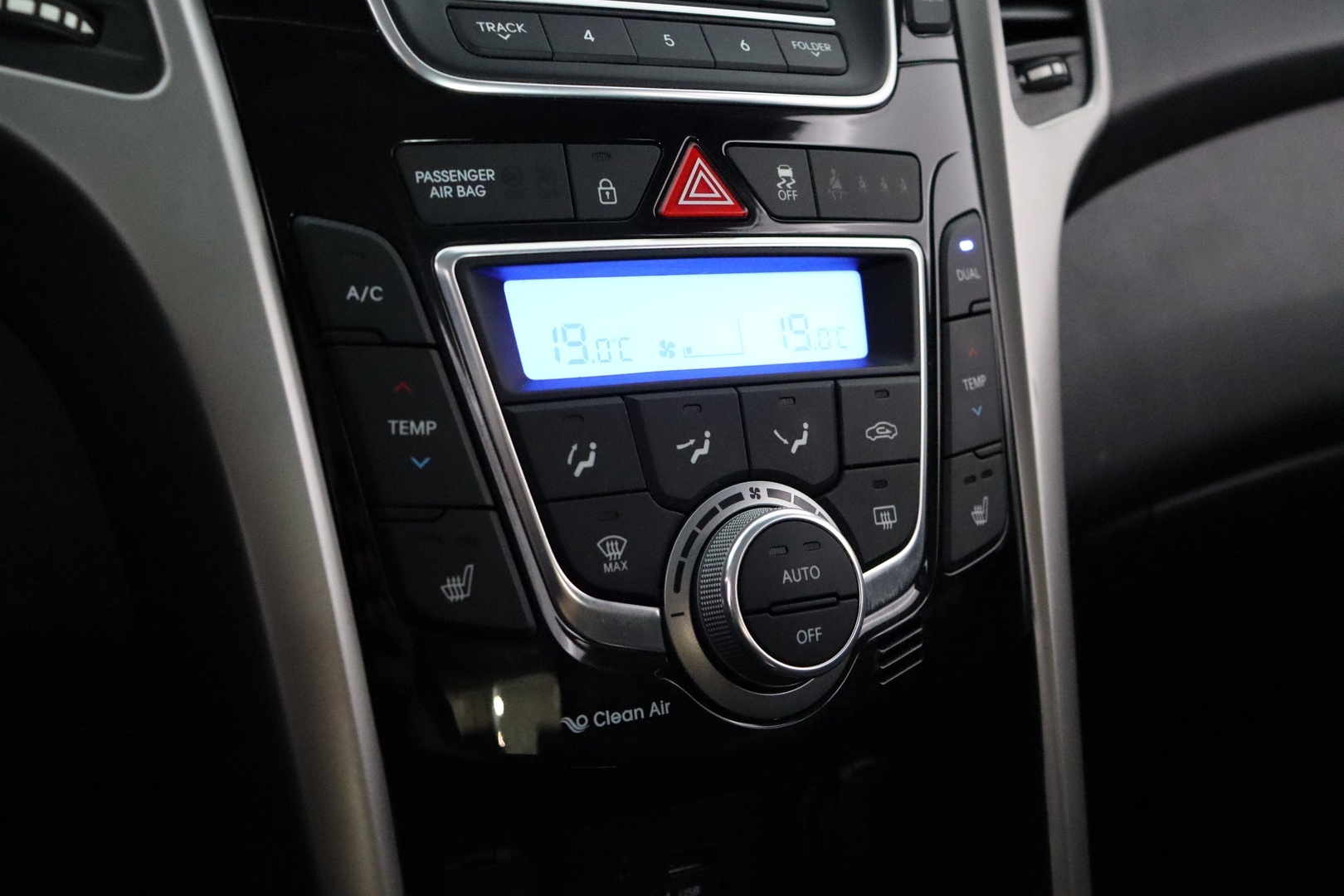 HYUNDAI i30 5d 2015