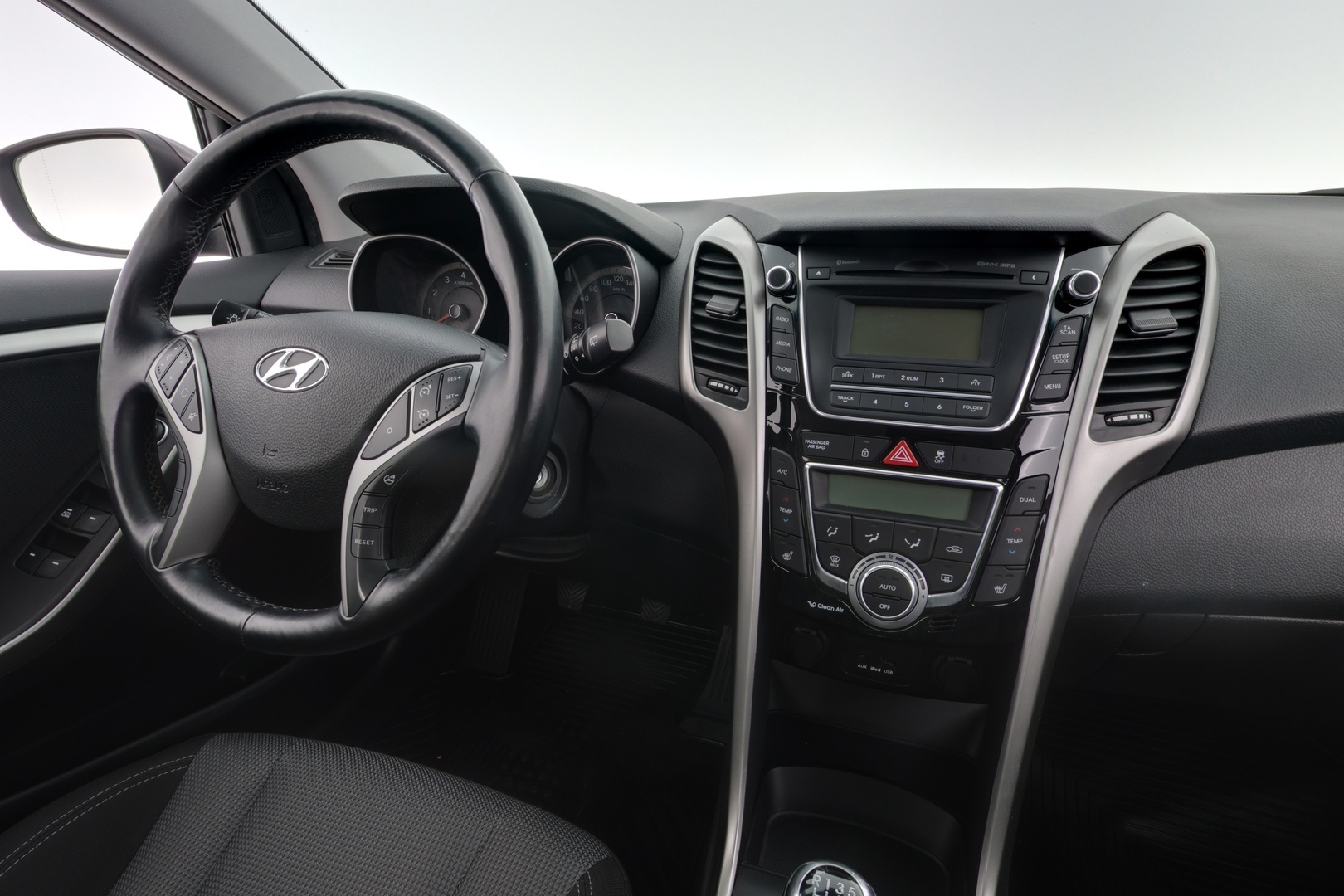 HYUNDAI i30 5d 2015
