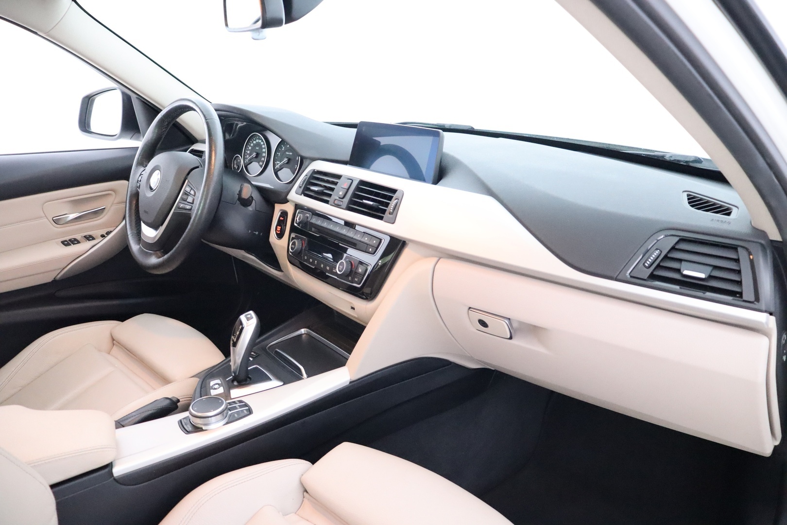 BMW 320 2018