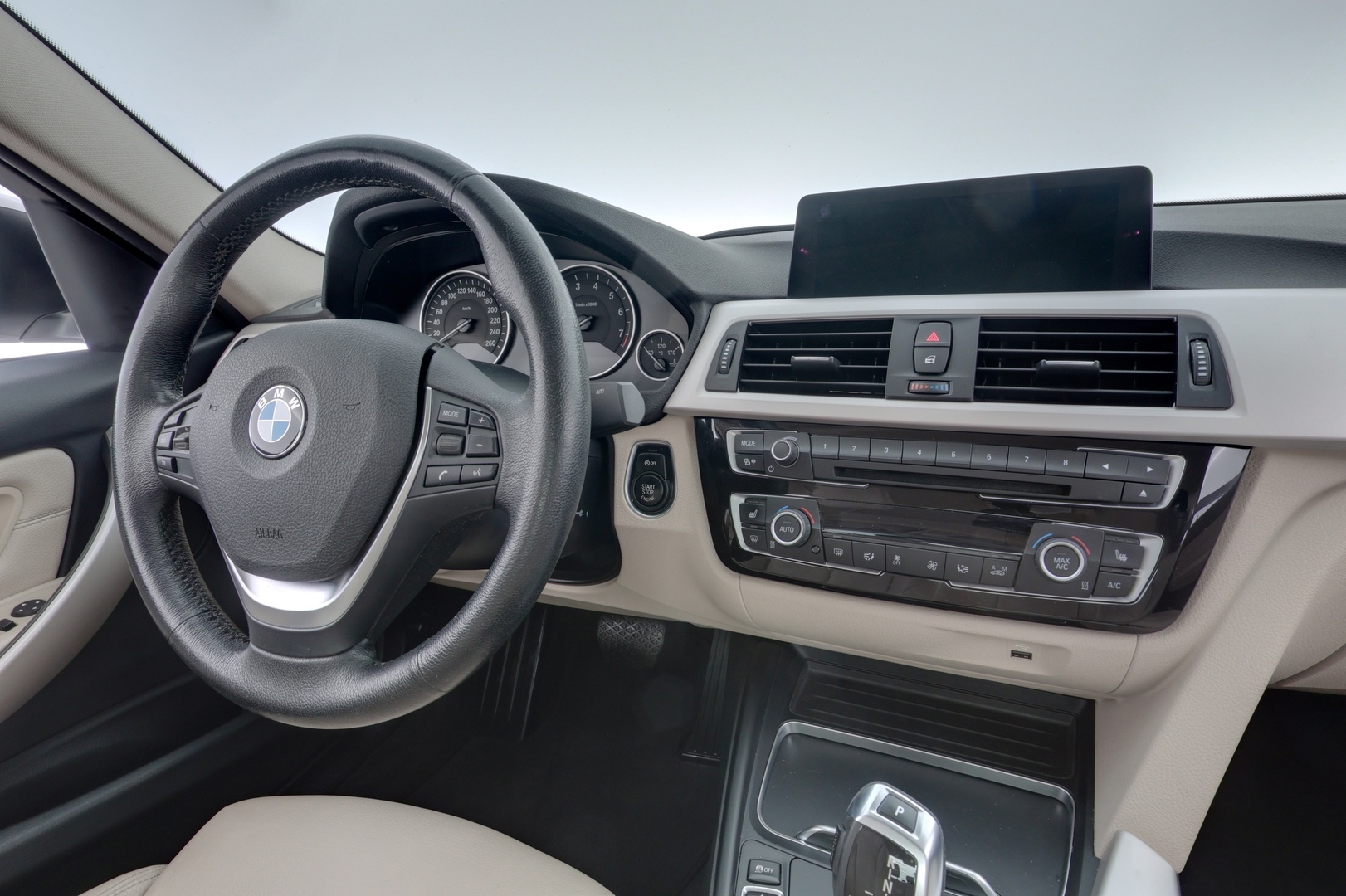 BMW 320 2018