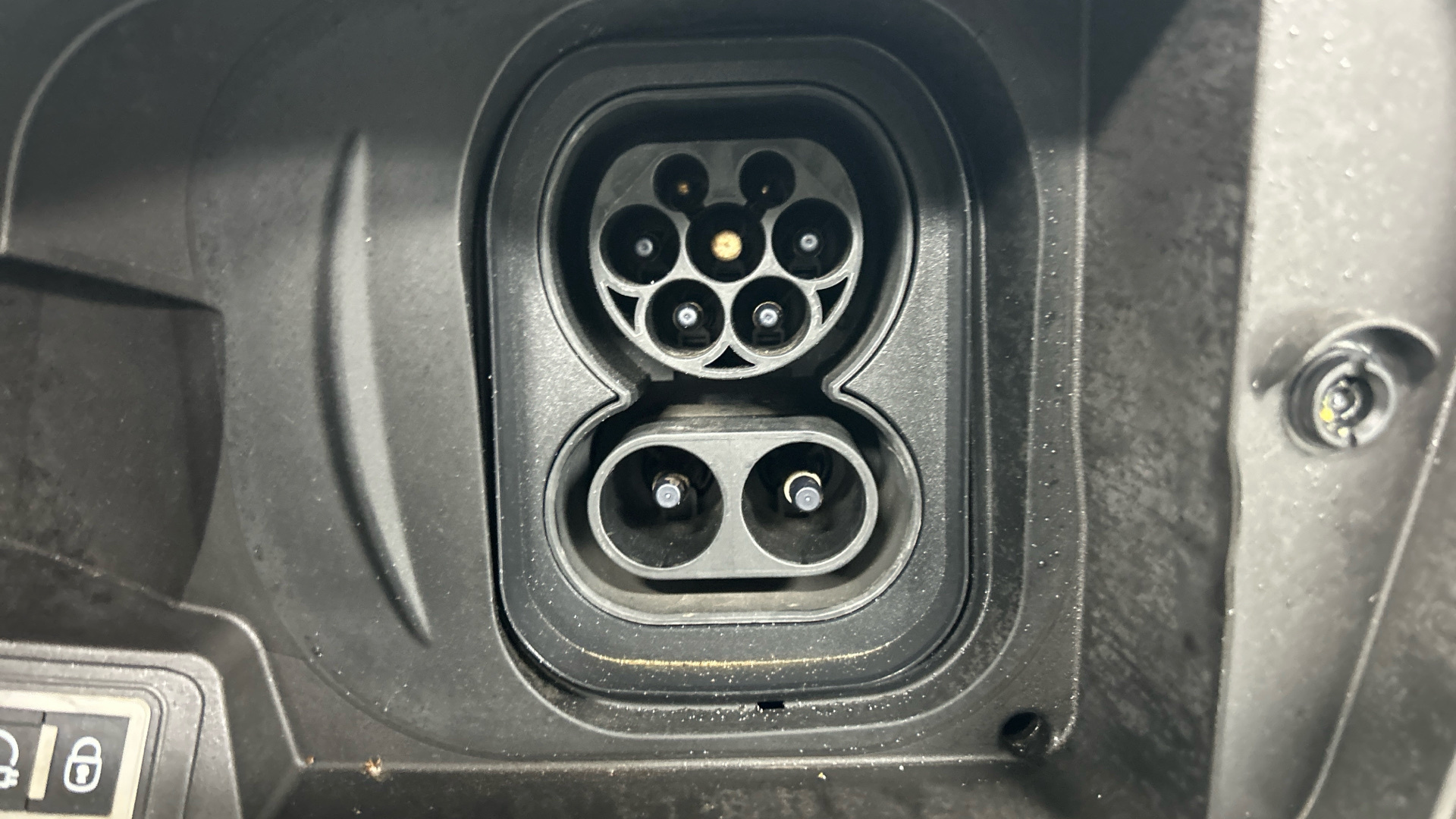OPEL Mokka-e 2025