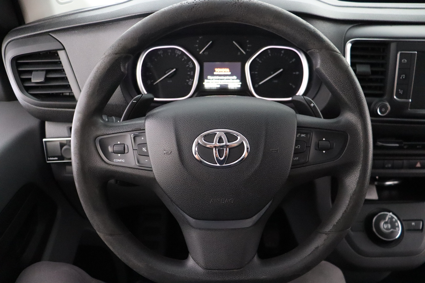 TOYOTA Proace 2017