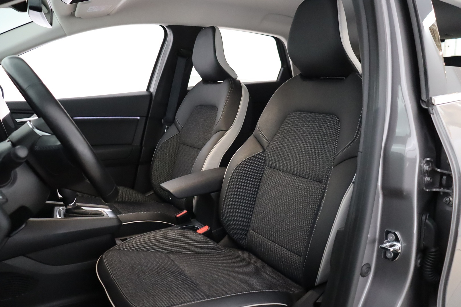 RENAULT Captur 2023
