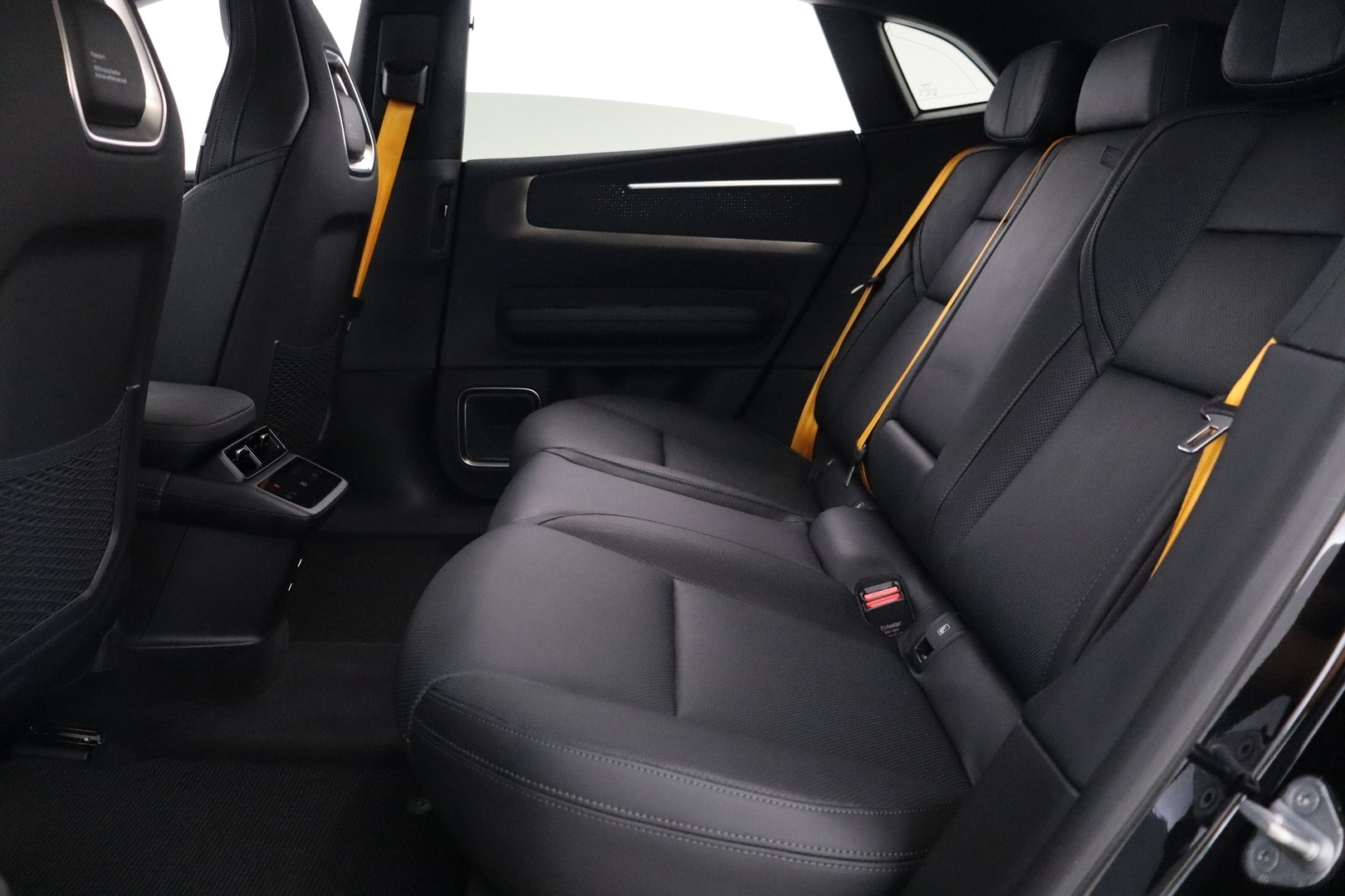 POLESTAR 4 2025