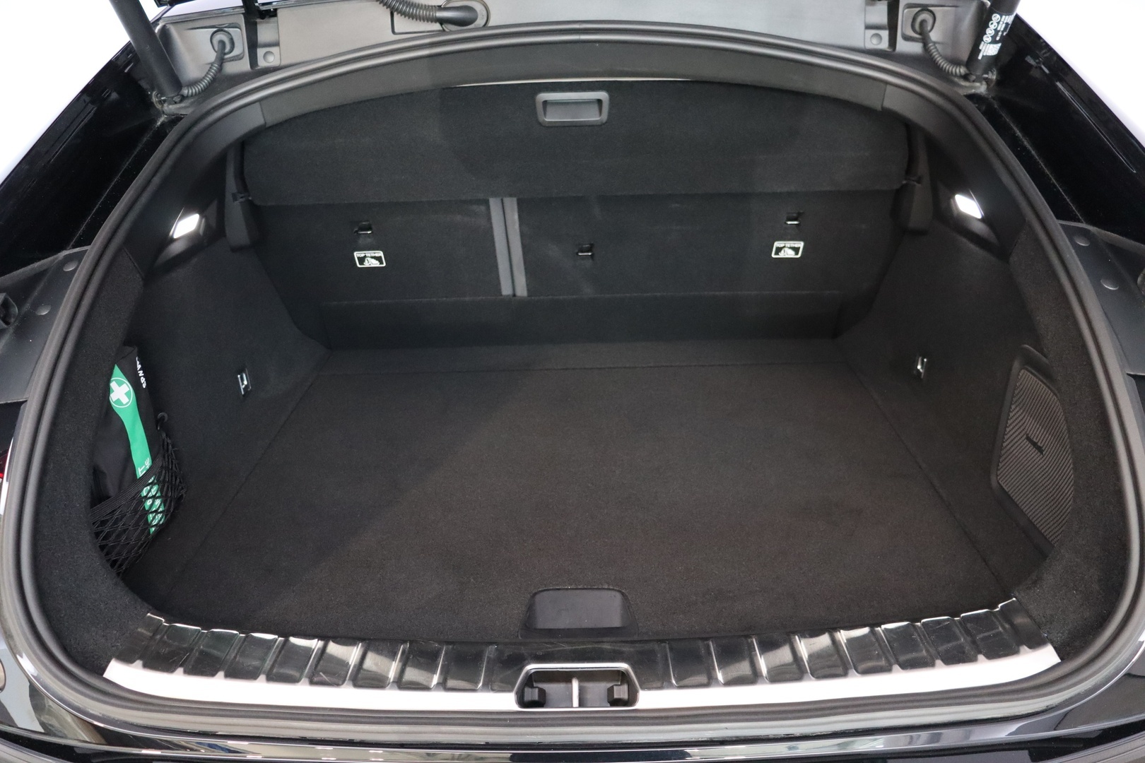 POLESTAR 4 2025