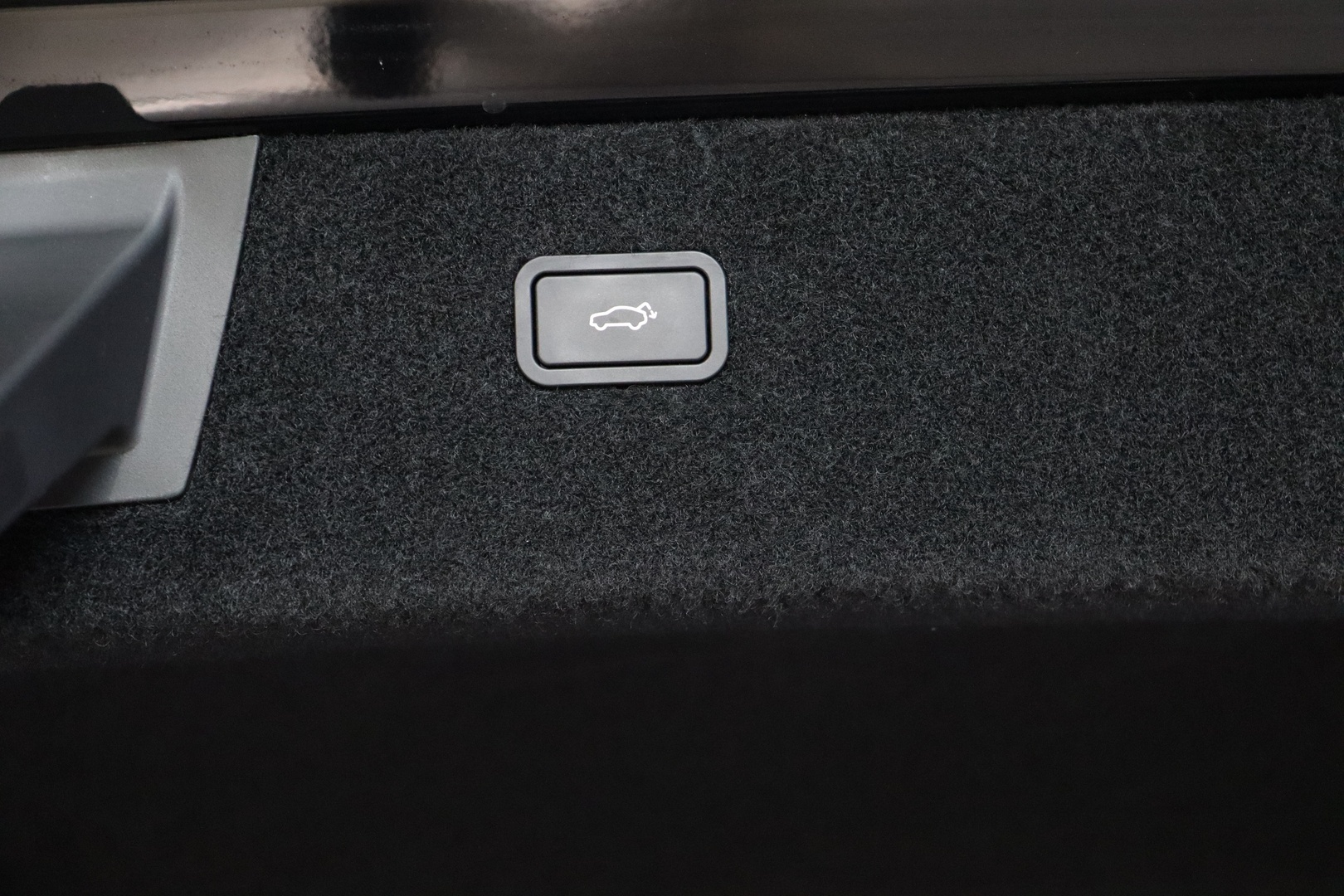 POLESTAR 4 2025