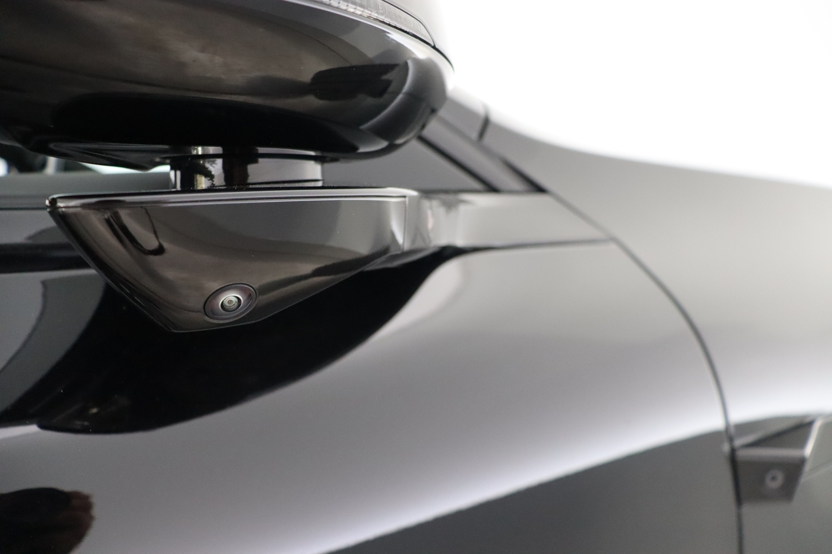 POLESTAR 4 2025